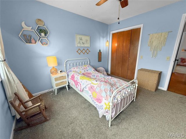 5687 Clear Creek Rd, Hannibal, MO 63401