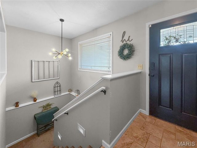 5687 Clear Creek Rd, Hannibal, MO 63401