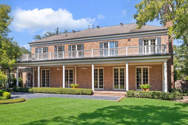 3665 Knollwood Street, Houston, TX 77019