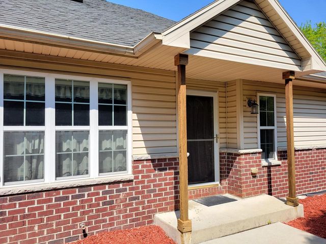 2832 E Somers COURT, Cudahy, WI 53110