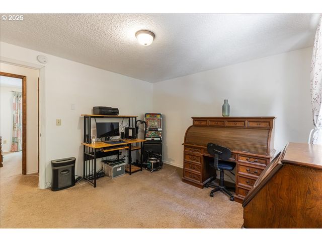 31150 BROWNLEE Rd, Rainier, OR 97048