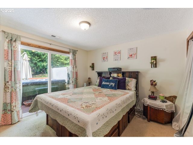31150 BROWNLEE Rd, Rainier, OR 97048