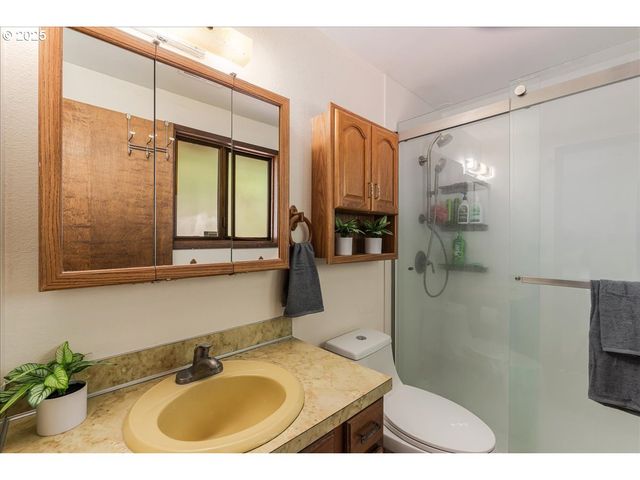 31150 BROWNLEE Rd, Rainier, OR 97048