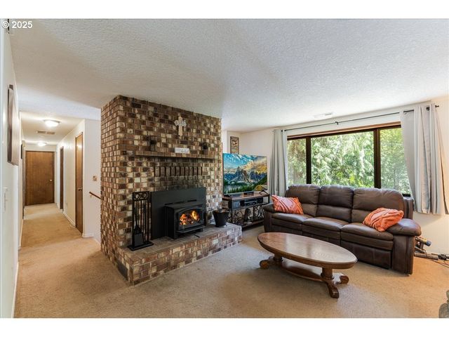 31150 BROWNLEE Rd, Rainier, OR 97048