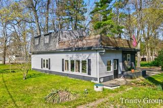7615 S Croton Hardy Drive, Croton Twp, MI 49337