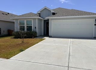 1937 Osbert Nelly Dr, Corpus Christi, TX 78417