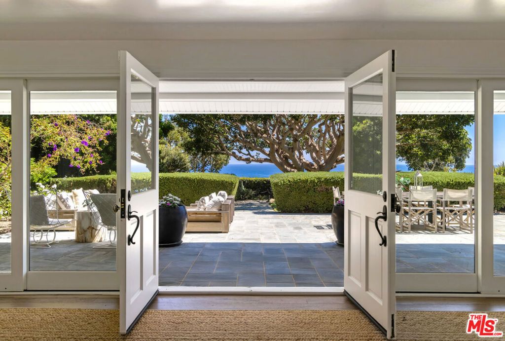 29225 Cliffside Drive, Malibu, CA 90265 — photo 2