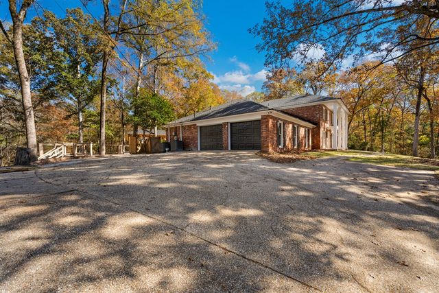 6758 Standing Boy Road, Columbus, GA 31904