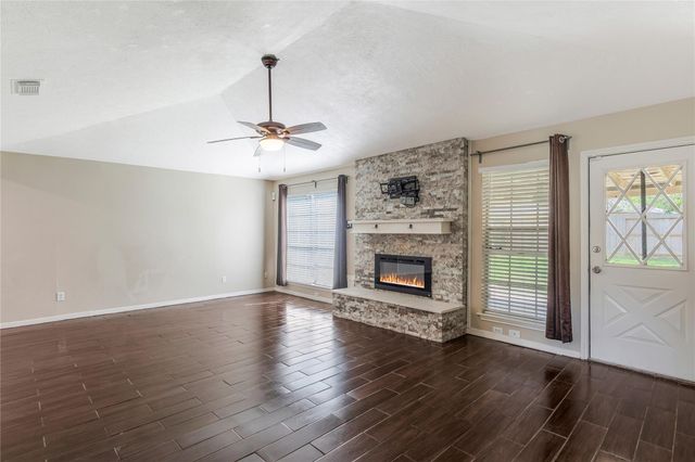 8903 Wilson Reid Drive, Houston, TX 77040