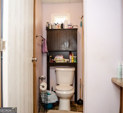 124 Cherokee Drive, Jackson, GA 30233