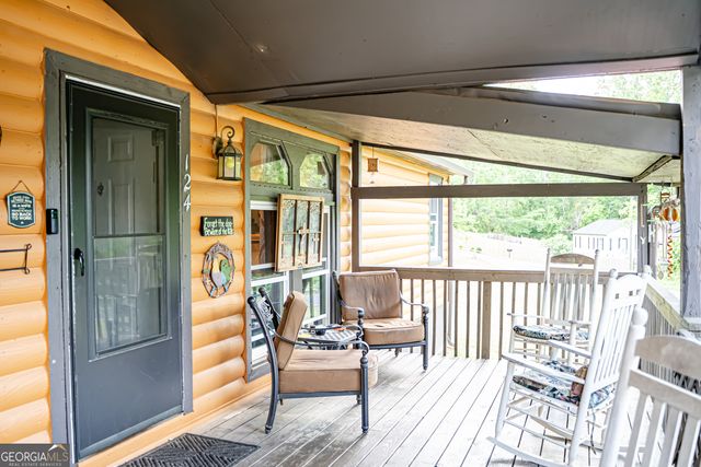 124 Cherokee Drive, Jackson, GA 30233