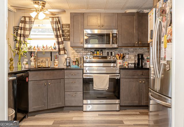 124 Cherokee Drive, Jackson, GA 30233