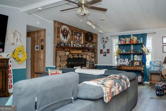 124 Cherokee Drive, Jackson, GA 30233