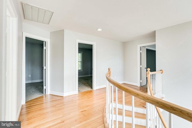 1168 TAJI CT, Herndon, VA 20170
