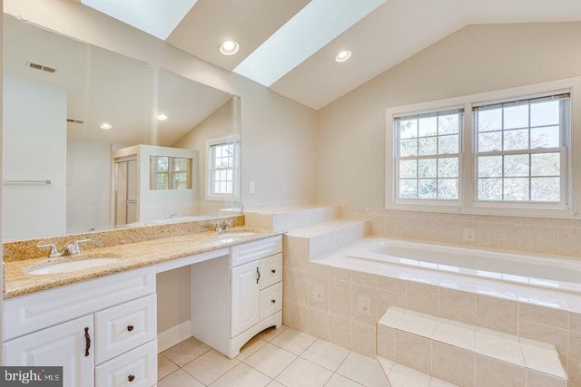 1168 TAJI CT, Herndon, VA 20170