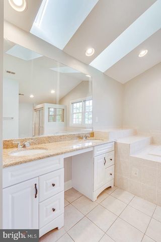 1168 TAJI CT, Herndon, VA 20170
