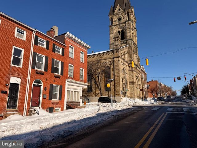 1826 E LOMBARD ST, Baltimore, MD 21231