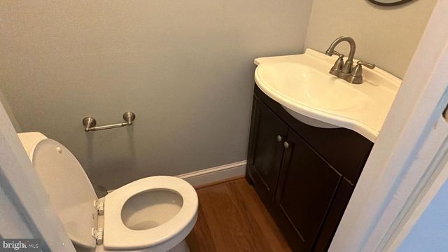 1826 E LOMBARD ST, Baltimore, MD 21231