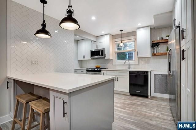 352 Durie Avenue, Closter, NJ 07624