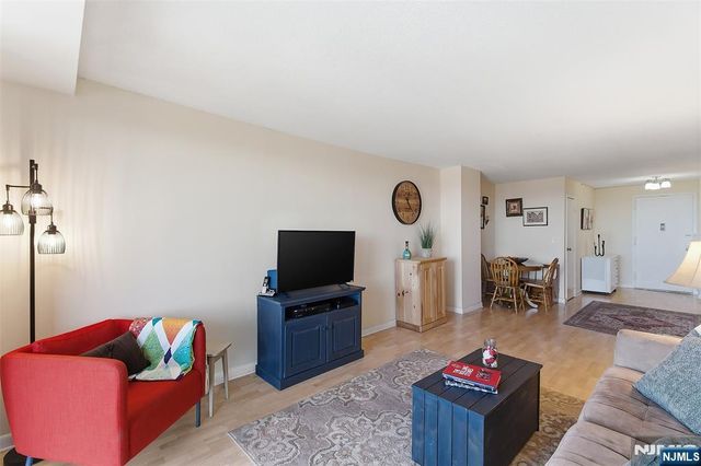 235 Prospect 11A, Hackensack, NJ 07601