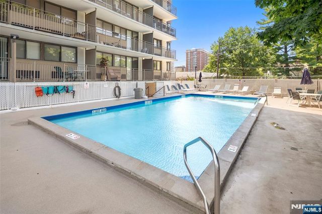 235 Prospect 11A, Hackensack, NJ 07601