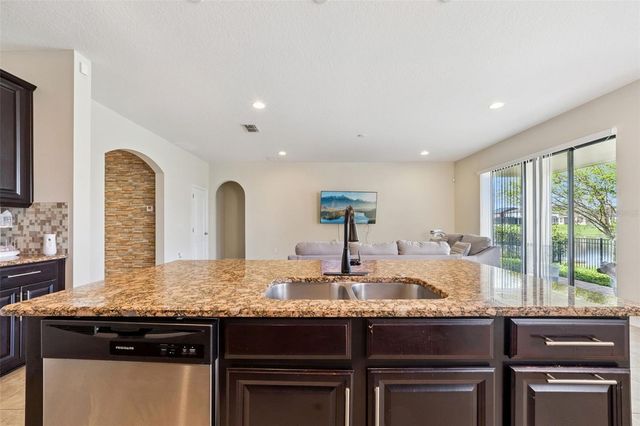 1005 FOUNTAIN COIN LOOP, Orlando, FL 32828