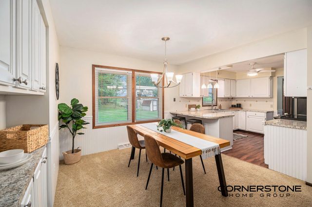 6515 Wahlfield Avenue Nw, Alpine Twp, MI 49321