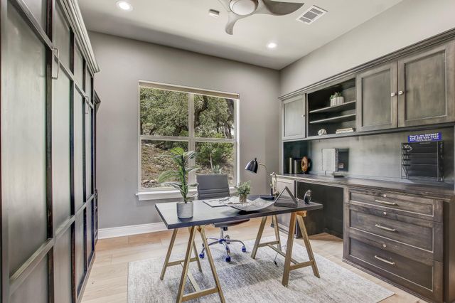 313 Angel Song CV, Spicewood, TX 78669