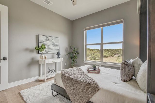 313 Angel Song CV, Spicewood, TX 78669