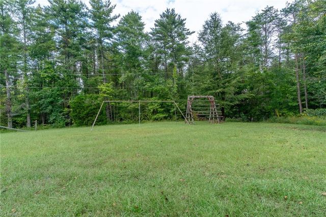 664 Spring Street, Walnut Cove, NC 27052