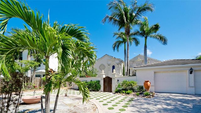 8213 MIDNIGHT PASS ROAD, Sarasota, FL 34242