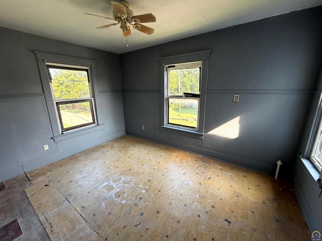 1501 SW Van Buren ST, Topeka, KS 66612