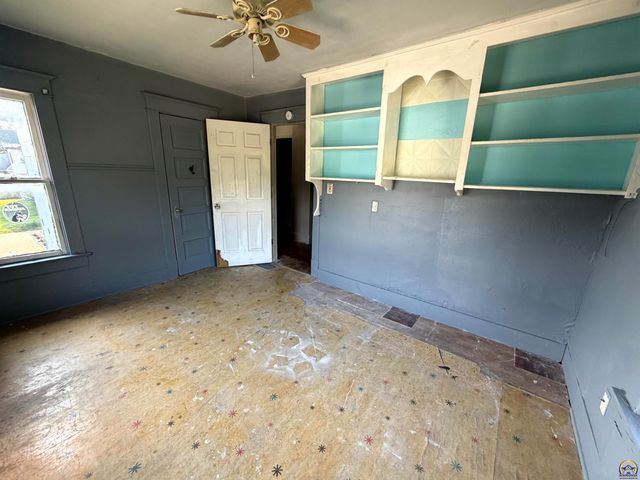 1501 SW Van Buren ST, Topeka, KS 66612