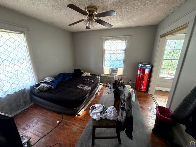 1501 SW Van Buren ST, Topeka, KS 66612