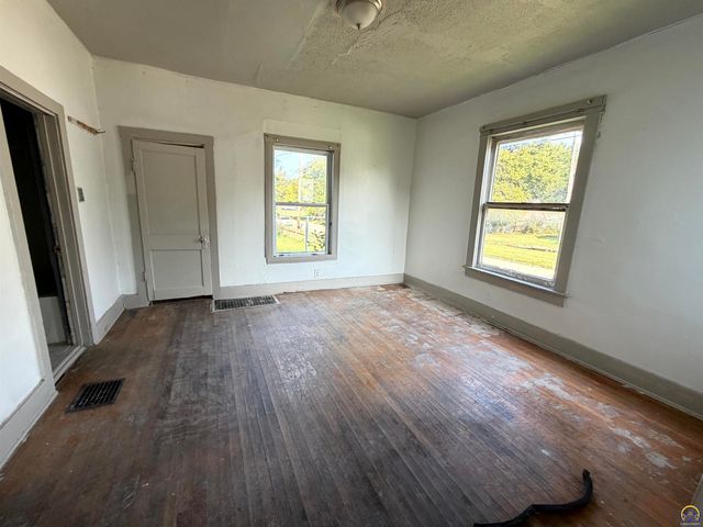 1501 SW Van Buren ST, Topeka, KS 66612