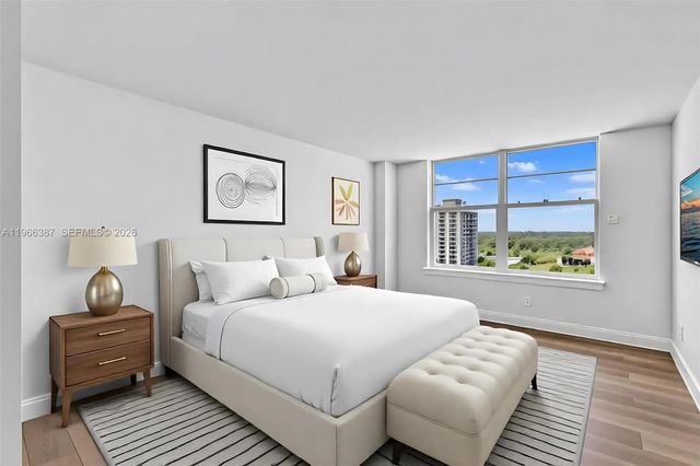 2801 NE 183rd St 1703W, Aventura, FL 33160