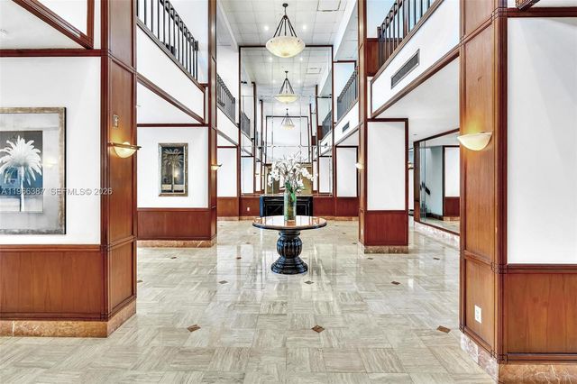 2801 NE 183rd St 1703W, Aventura, FL 33160