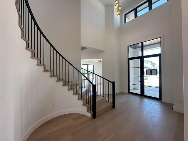 5903 Moondust LN, Austin, TX 78730