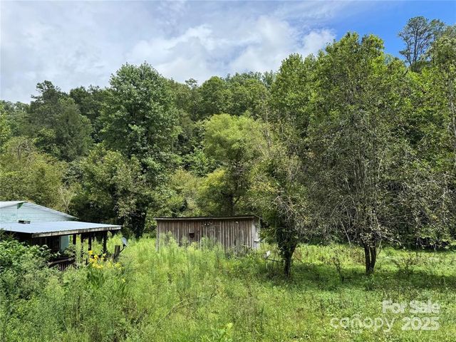 4938 NC 90 Highway, Collettsville, NC 28611