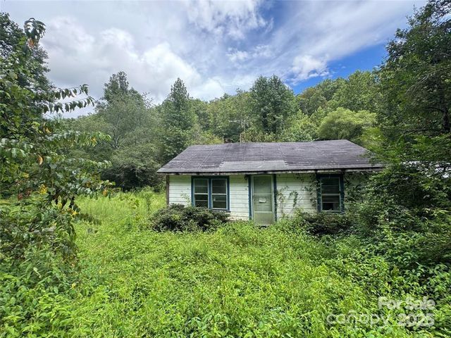 4938 NC 90 Highway, Collettsville, NC 28611