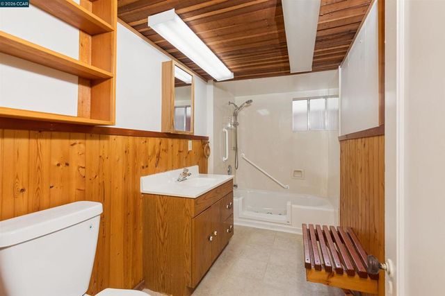 931 931 Elm St, El Cerrito, CA 94530