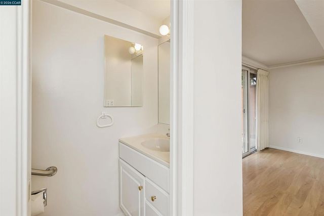 931 931 Elm St, El Cerrito, CA 94530