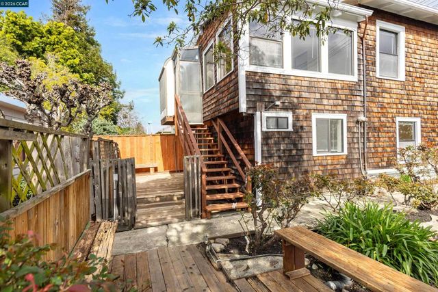 931 931 Elm St, El Cerrito, CA 94530