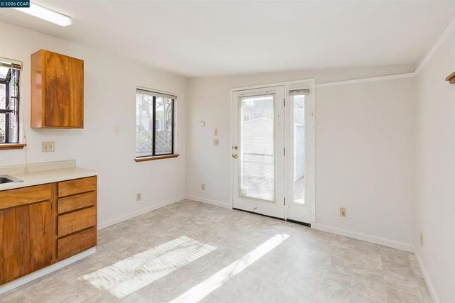 931 931 Elm St, El Cerrito, CA 94530