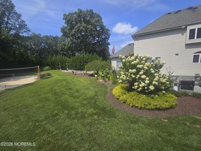 4 Marissa Drive, New Egypt, NJ 08533