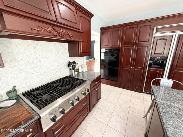 4 Marissa Drive, New Egypt, NJ 08533