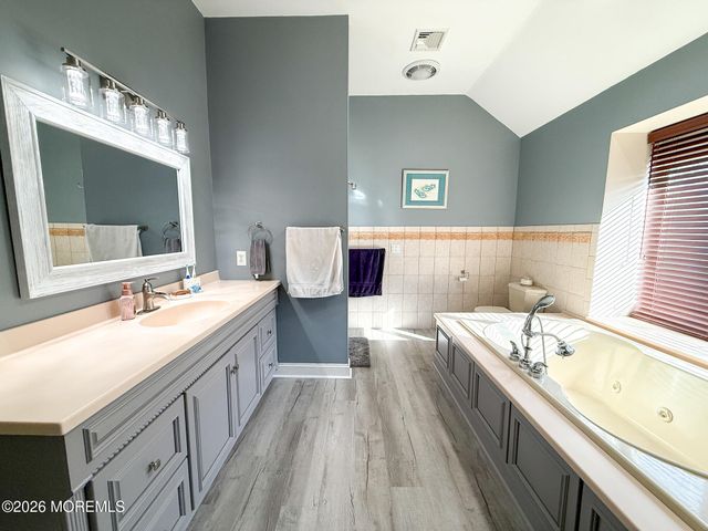 4 Marissa Drive, New Egypt, NJ 08533