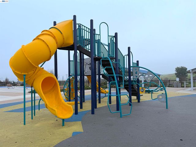 5390 Shenandoah Valley Ln, Antioch, CA 94531