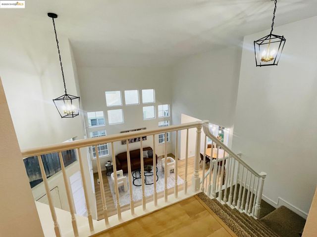 2117 Mark Twain Dr, Antioch, CA 94531