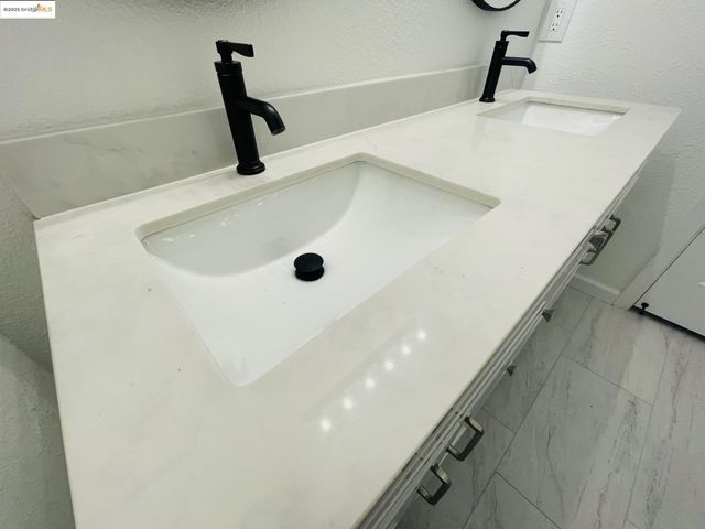 2117 Mark Twain Dr, Antioch, CA 94531